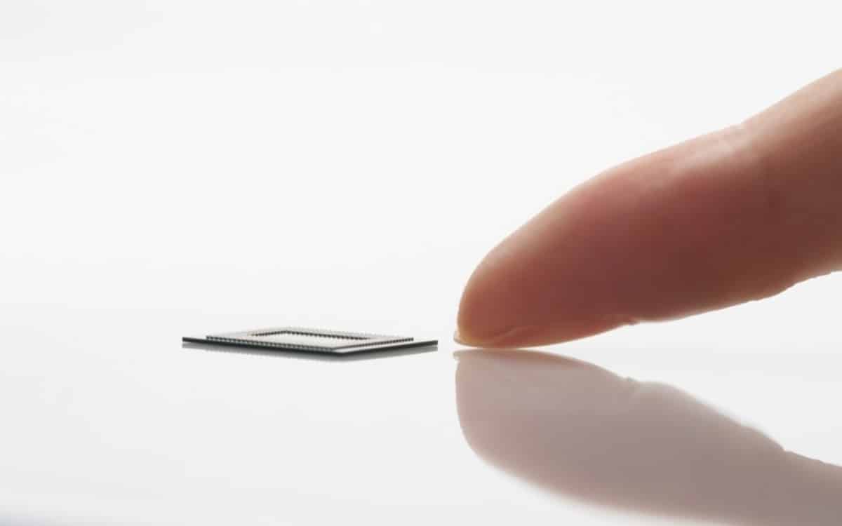 Samsung thinnest LPDDR5X DRAM