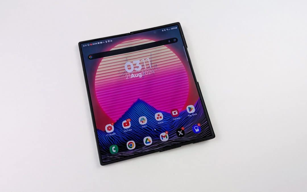 Samsung Could Launch a Tri-fold Smartphone in 2025