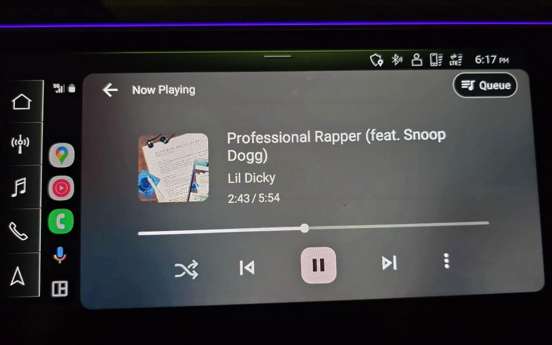 Android Auto Bug Causes Music Widget Text to Become Unreadable