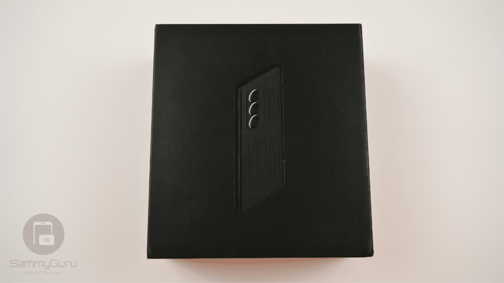 Z Fold Special Edition Box