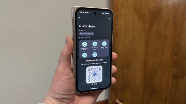 Pixel Fold QR Quick Share