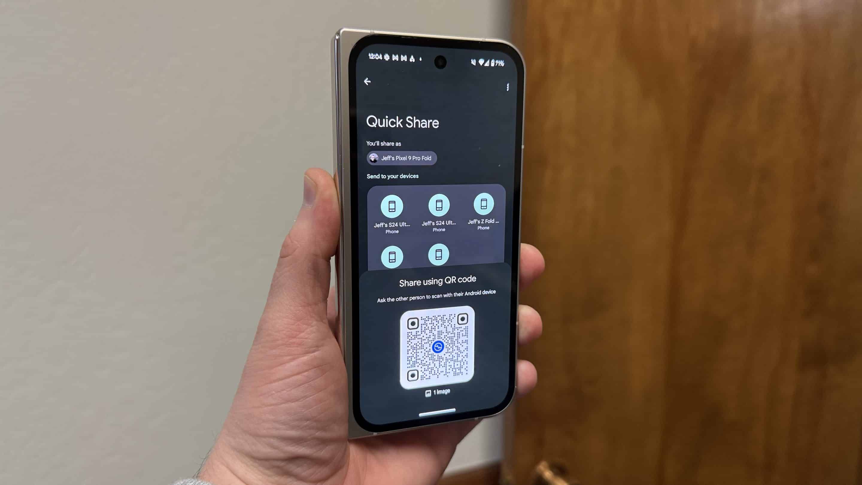 Pixel Fold QR Quick Share Pixel Fold QR Quick Share