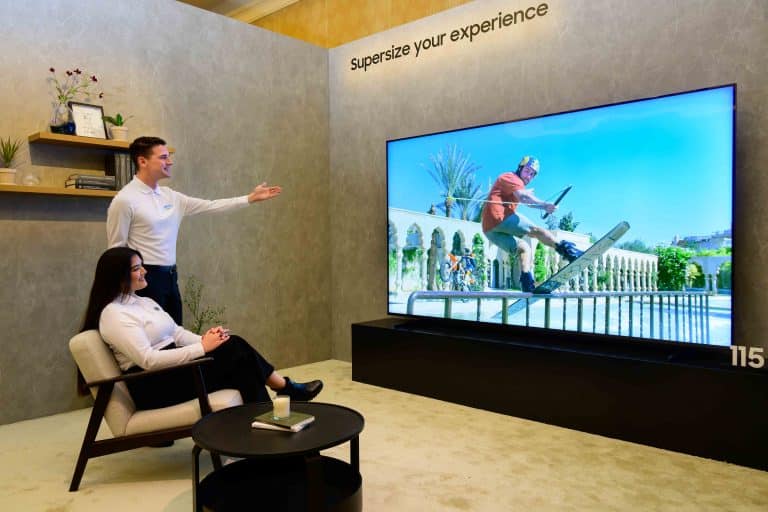 Samsung-TVs-and-Displays-CES-2025-1