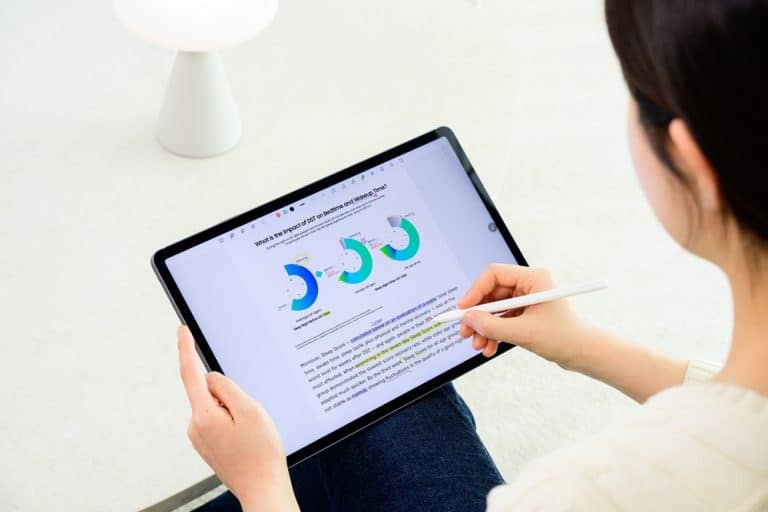 Galaxy Tab S10 FE+ comes with an S Pen