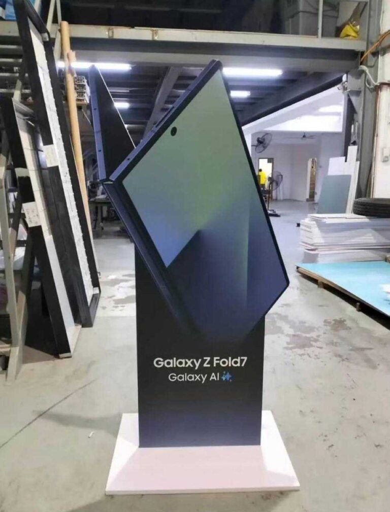 Galaxy Z Fold 7 banner
