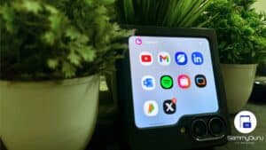 Galaxy Z Flip 7 FE cover screen apps