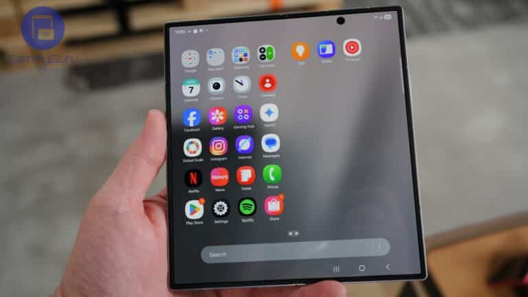 Galaxy Z Fold 7 SammyGuru 33