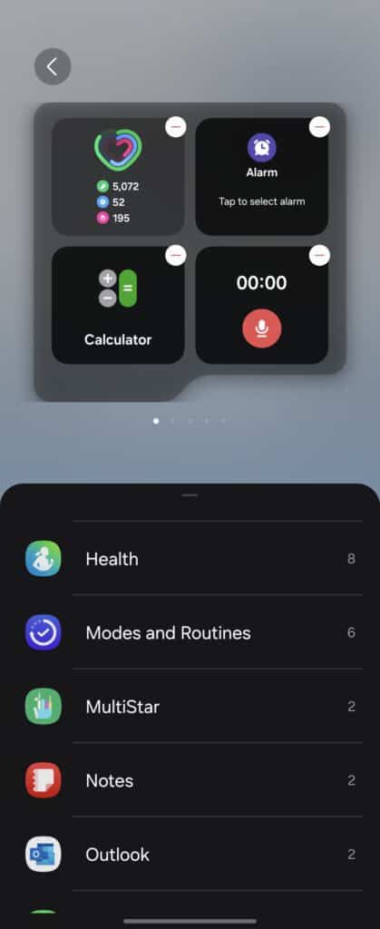 Run apps on Galaxy z flip cover screen steps