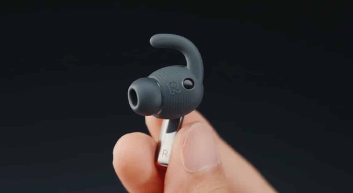 Galaxy Buds 3 Pro ear hooks 2