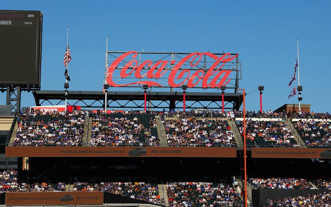 Samsung Transforms Citi Field With a Brighter Coca-Cola Sign