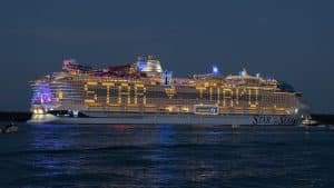 Samsung-TVs-and-Displays-Samsung-Hospitality-TVs-and-Smart-Signage-Caribbeans-Stars-of-the-Sea_main1