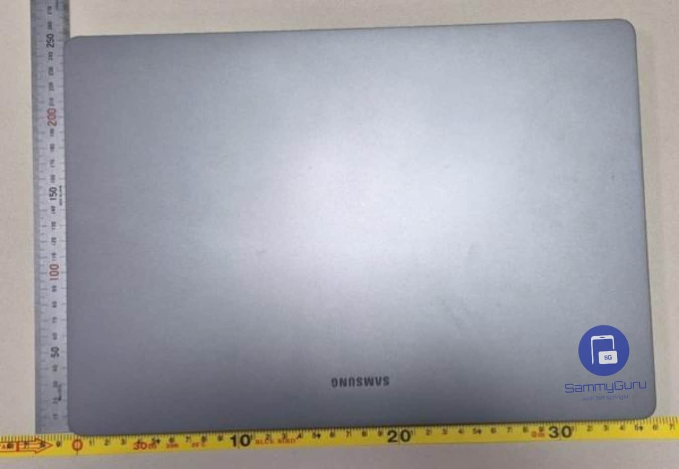 Galaxy Book 6 Pro (1)