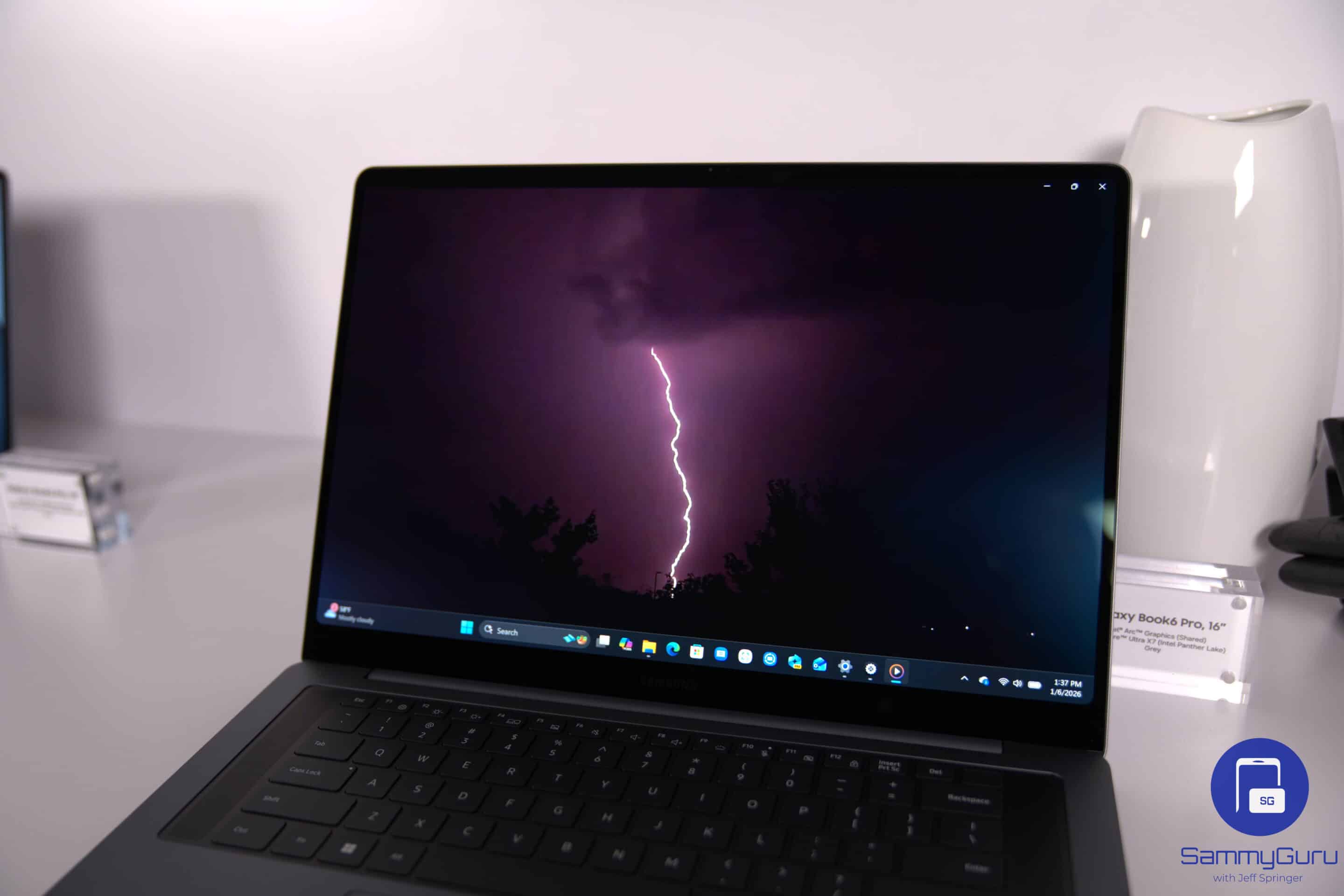 Galaxy Book 6 Pro 33