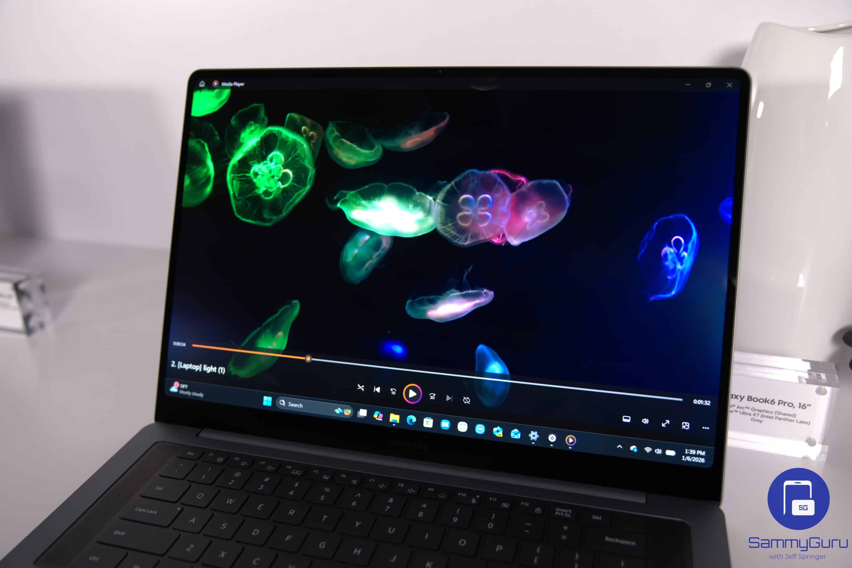 Galaxy Book 6 Ultra 36