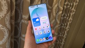 Sky Blue S26 Ultra Home Screen.