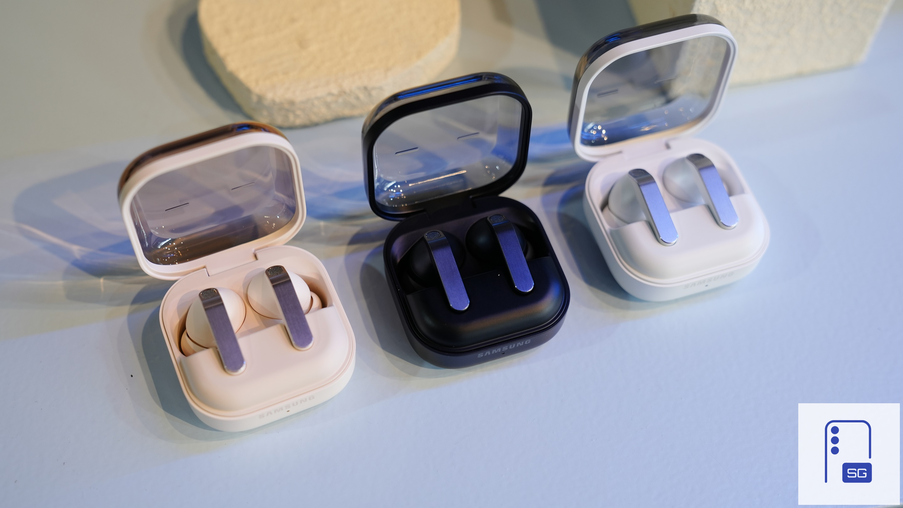 Galaxy Buds 4 SammyGuru 16