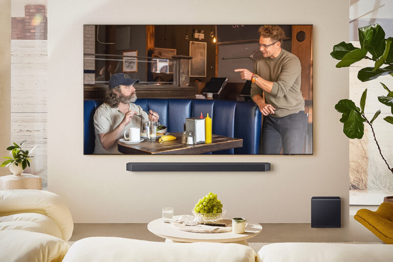 P26-0537_Artstore_AMC11